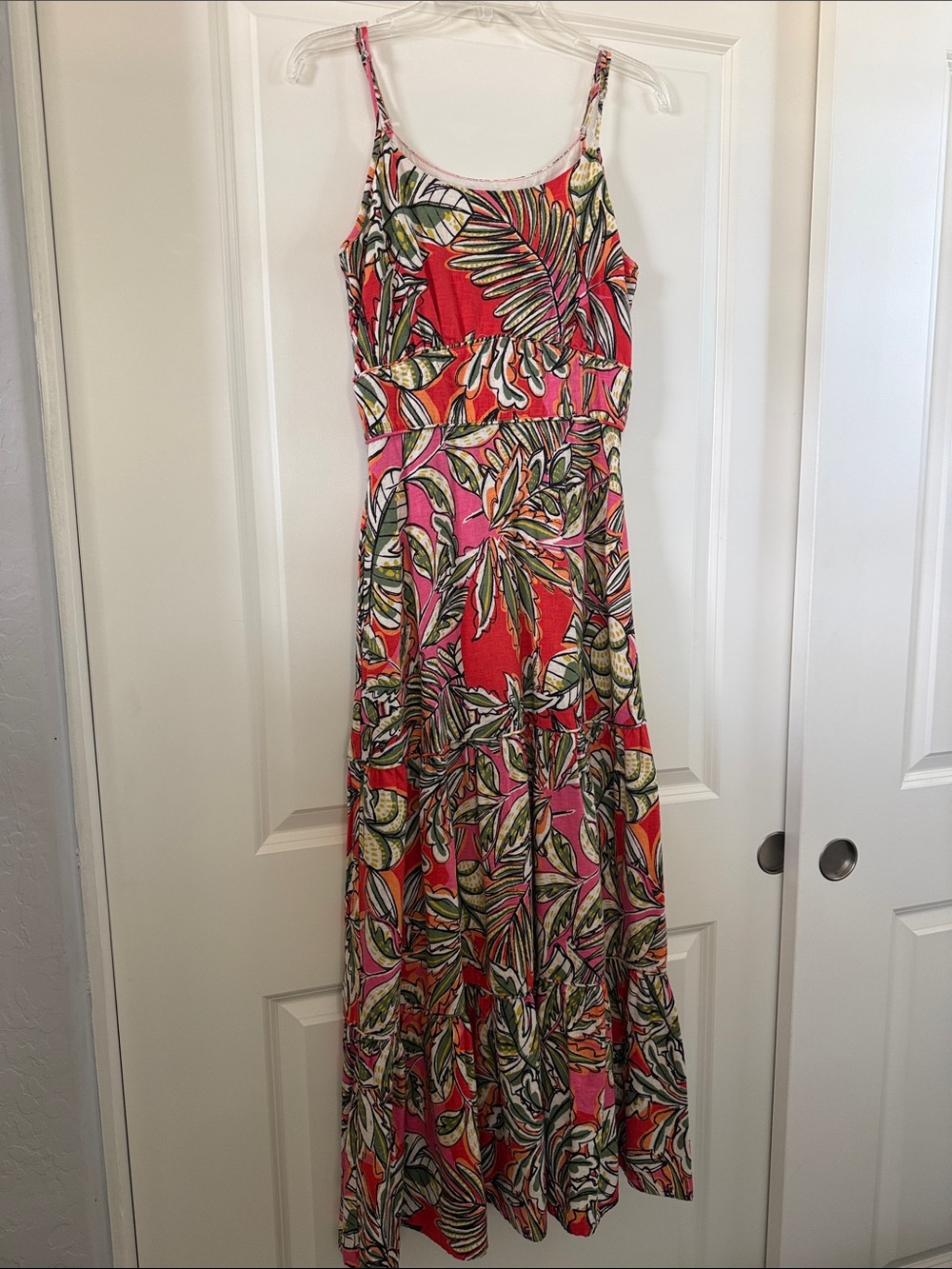 C&C California Pink & Red Tropical Leaf Maxi Dress